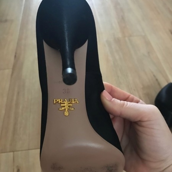Prada black satin sumps - Picture 4 of 6